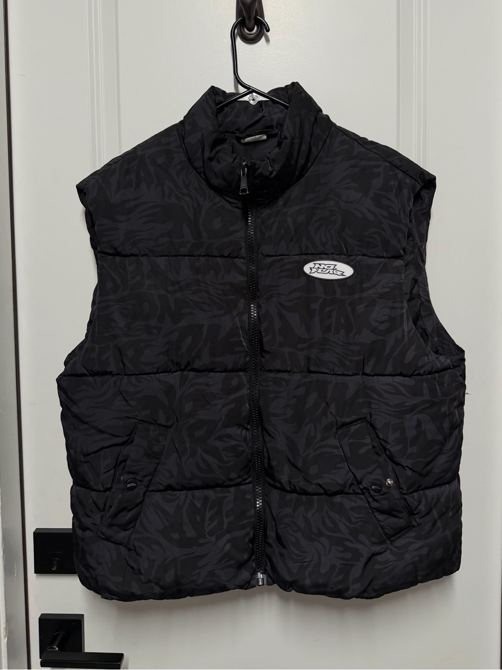 No Fear x H&M Black Puffer Vest Quilted Zip Up Utility Vest Size Medium